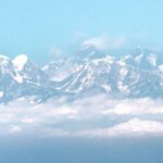 Accident d'avalanche : Trois morts et quatre disparus après une avalanche dans l'Himalaya