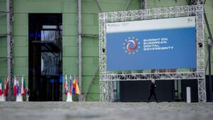 Sommet numérique : des collaborations à plusieurs milliards de dollars pour l’IA européenne