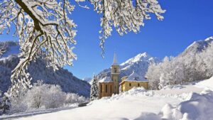 Dans ce domaine skiable, vous pourrez skier gratuitement tout l'hiver