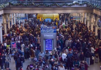 Trafic ferroviaire temporairement interrompu : chaos avant le réveillon : trafic ferroviaire perturbé par l&rsquo;Eurotunnel