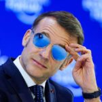 France : les lunettes de soleil de Macron suscitent un battage médiatique autour du mannequin de luxe