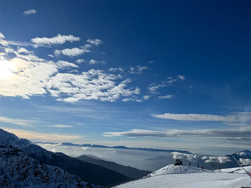 Vue du haut de la piste des 7 Laux