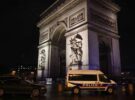 Crime : Attentat terroriste à l&rsquo;Arc de Triomphe à Paris – le gendarme indemne