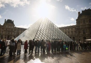 Crime : Des billets erronés ? Arrestations suite à des soupçons d&rsquo;escroquerie au Louvre