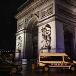 France : Gendarme agressé à l'Arc de Triomphe de Paris – soupçon de terrorisme