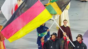 Jeux olympiques d'hiver : Jeux vraiment magiques : l'Italie célèbre ses adieux olympiques