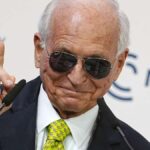 S'amuser sur une grande scène : avec des lunettes de soleil : Ischinger rappelle le moment Macron