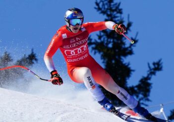 Alpin : la star du ski Odermatt remporte le classement général et la Coupe du monde de descente
