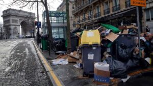 Peste des rats : Campagne électorale à Paris - des millions de rats provoquent des disputes