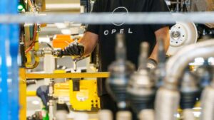Après des milliards de pertes : la société mère d'Opel, Stellantis, renoue avec la rentabilité