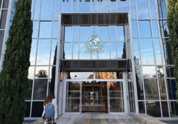 Corps d&rsquo;une femme dans un baril de pluie : affaire froide française : arrestation après 20 ans