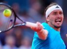 Tournoi de tennis à Madrid : Zverev brise la malédiction des demi-finales et défie Sinner