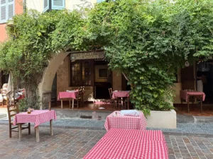 What to see and do in Biot